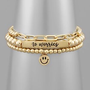 "NO WORRIES" & Smile Charm Set